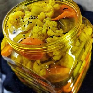 ترشی مخلوط – خوشطعم و پرملات